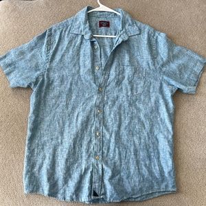 Untuckit short sleeve button up